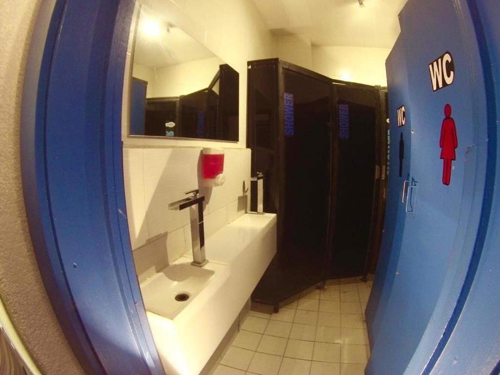 Roomies Hostel Roma Meksyk Zewnętrze zdjęcie